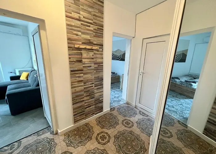 The Rainbow 3 * סופיה